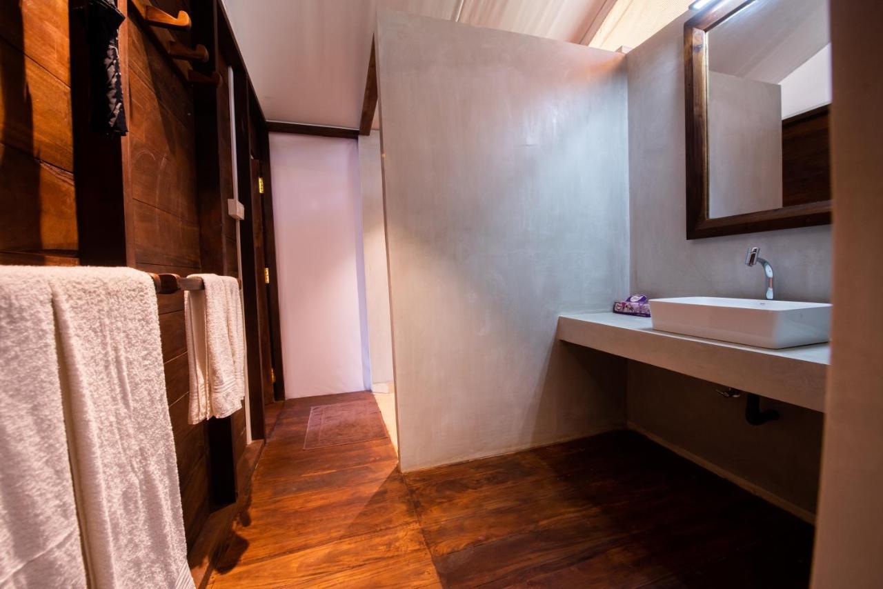 Hotel Wild Trails Yala By Suri Extérieur photo