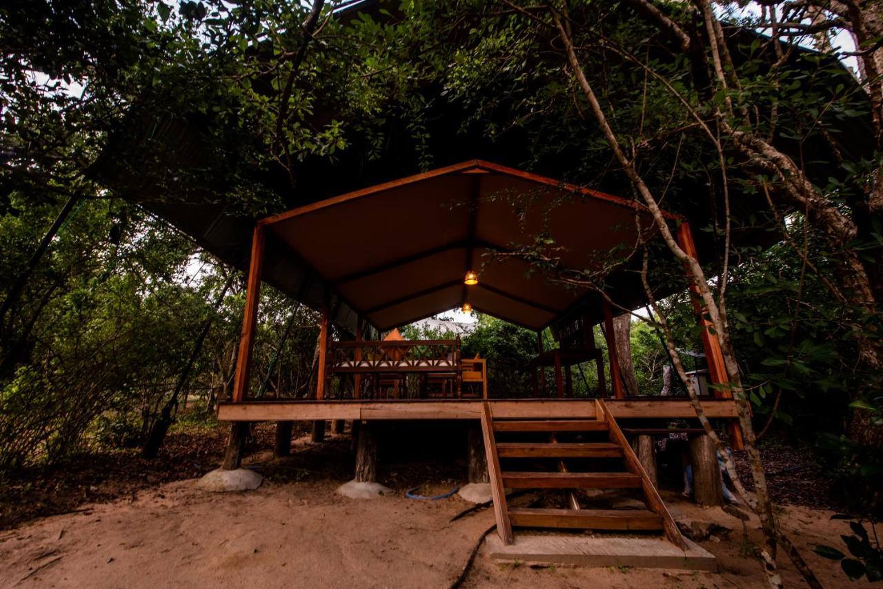 Hotel Wild Trails Yala By Suri Extérieur photo